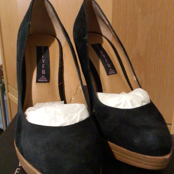 Steve Madden Black Suede Pumps with Wood Heel and Platform - Picture 2 of 8